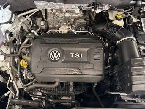 Used 2023 Volkswagen Atlas SE AWD/4WD image 9