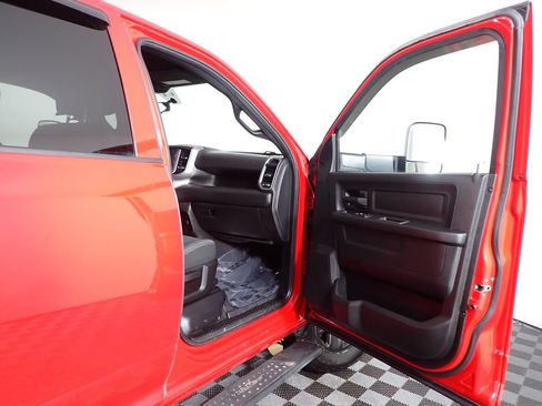 Used 2022 RAM 2500 Tradesman AWD/4WD image 30