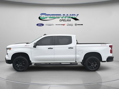 Used 2025 Chevrolet Silverado 1500 LT Trail Boss w/ LT Trail Boss Premium Package AWD/4WD image 8