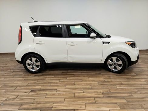 Used 2019 Kia Soul image 10