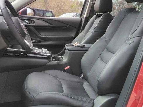 Used 2023 MAZDA CX-9 Touring image 3