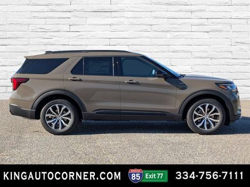 New 2026 Ford Explorer ST-Line RWD image 4