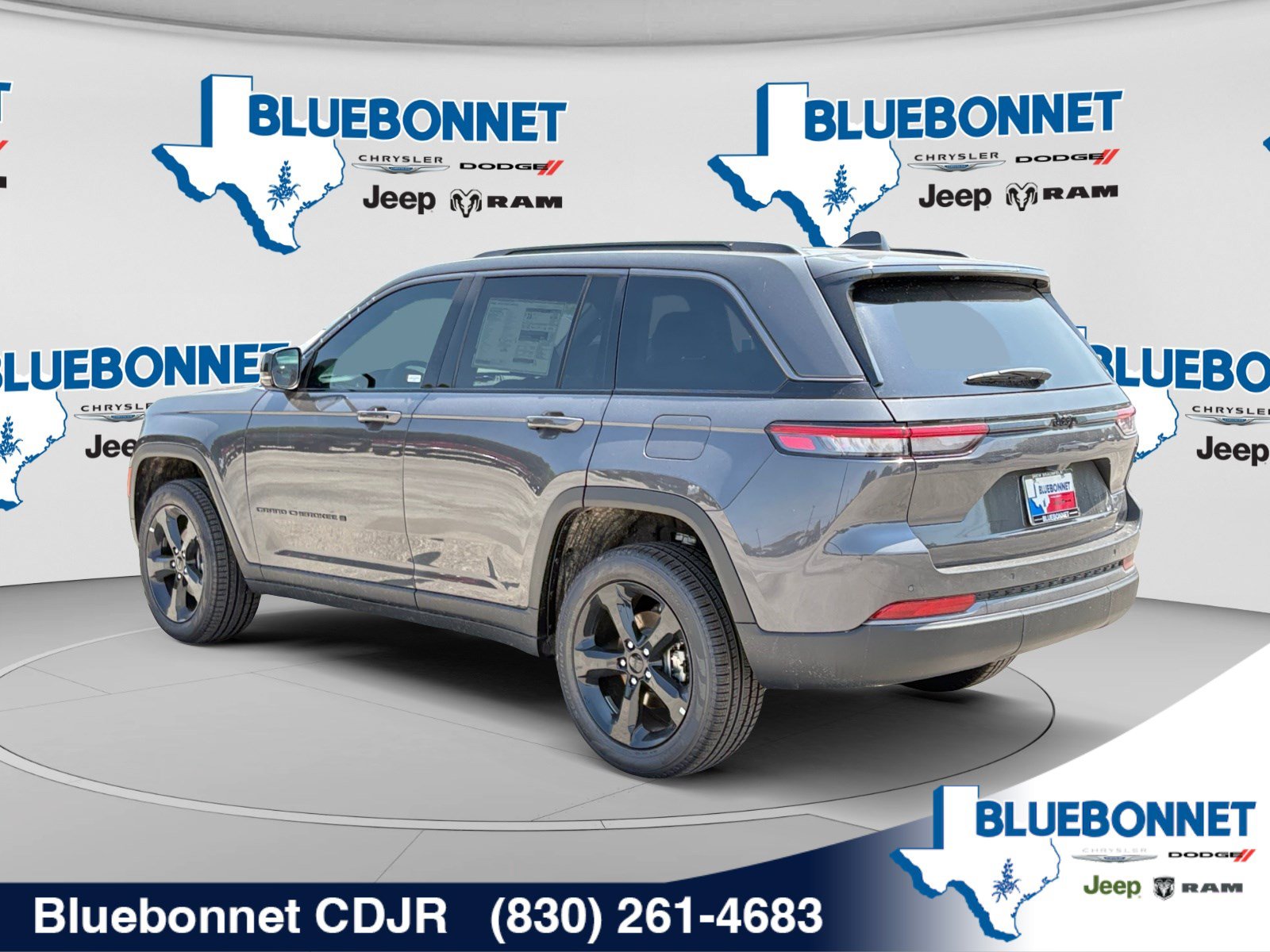 New 2026 Jeep Grand Cherokee Limited w/ Limited Altitude Package RWD image 7