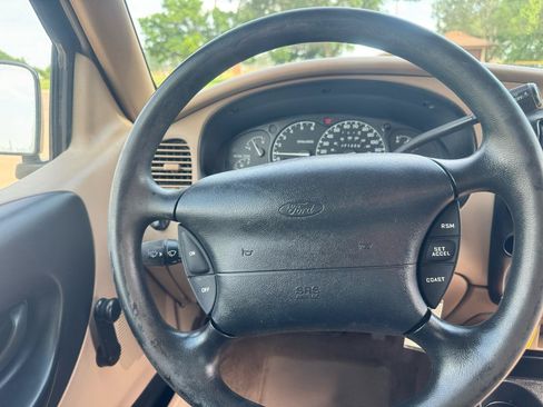 Used 2000 Ford Ranger XLT AWD/4WD image 25