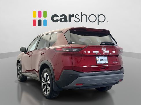 Used 2023 Nissan Rogue SV AWD/4WD image 3