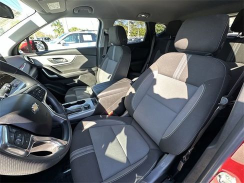 Used 2025 Chevrolet Blazer LT image 13