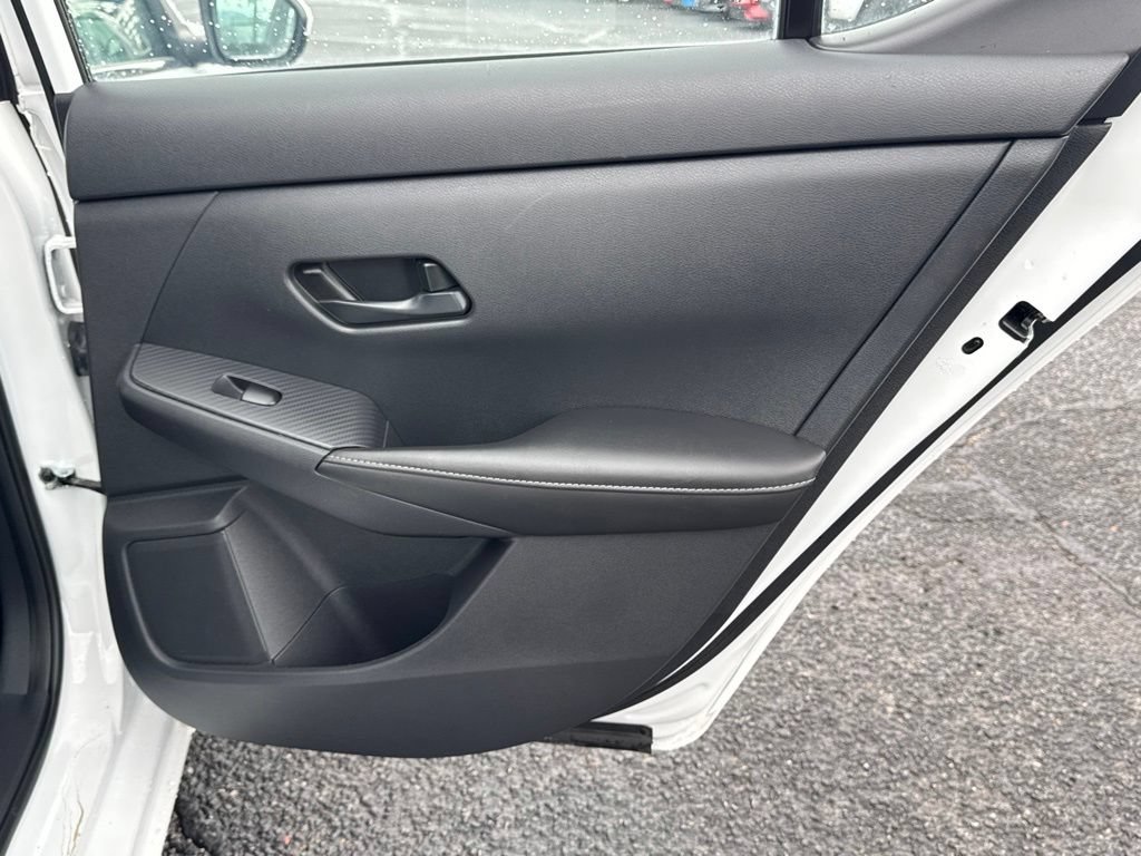 Used 2024 Nissan Sentra SV FWD image 20