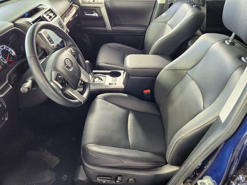 Used 2023 Toyota 4Runner Limited AWD/4WD image 12