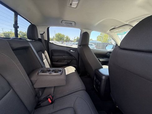 Used 2016 Chevrolet Colorado LT w/ Midnight Edition RWD image 15
