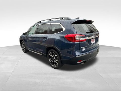 Used 2023 Subaru Ascent Limited AWD/4WD image 5