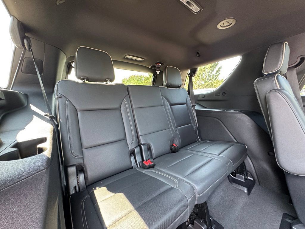 Used 2023 Chevrolet Tahoe Premier w/ Advanced Technology Package AWD/4WD image 41