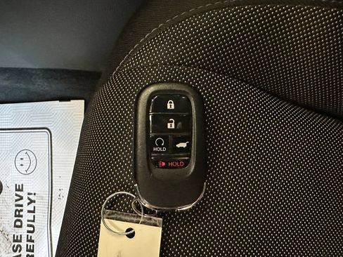 Used 2024 Honda CR-V EX image 17