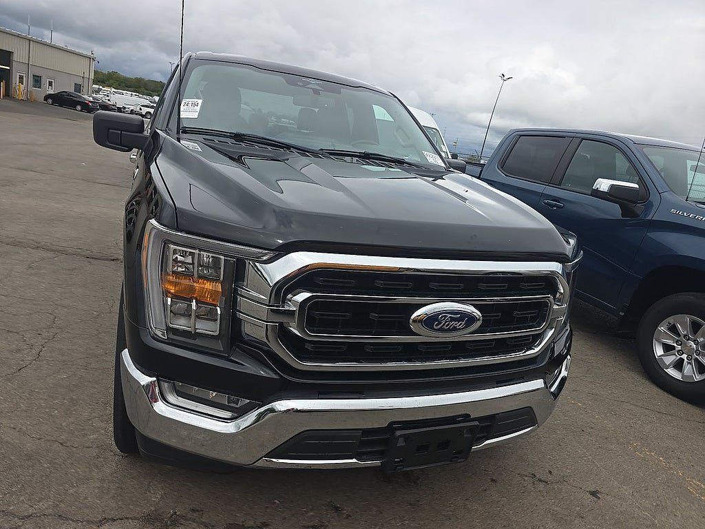 Used 2023 Ford F150 XLT w/ Equipment Group 302A High RWD image 2