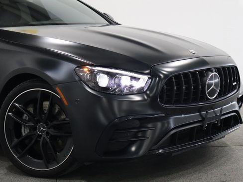 Used 2022 Mercedes-Benz E 53 AMG 4MATIC Sedan image 3