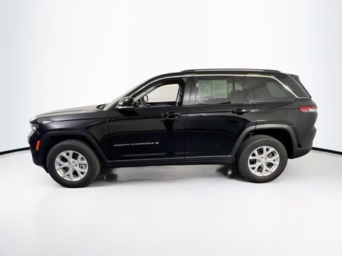 Used 2023 Jeep Grand Cherokee Limited AWD/4WD image 8