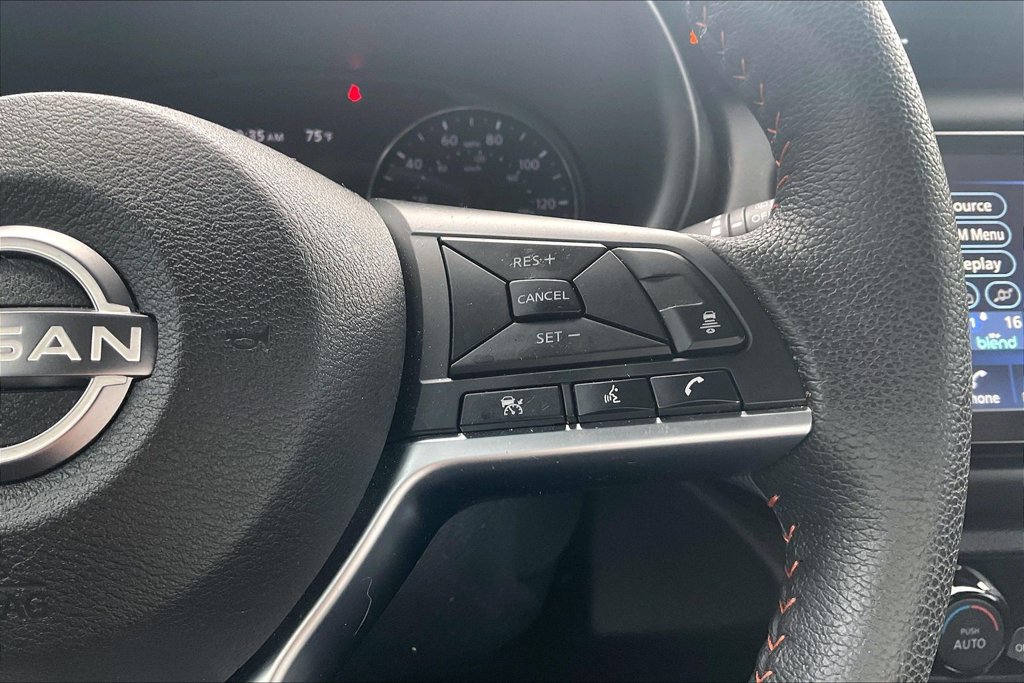 Used 2024 Nissan Kicks SR FWD image 12