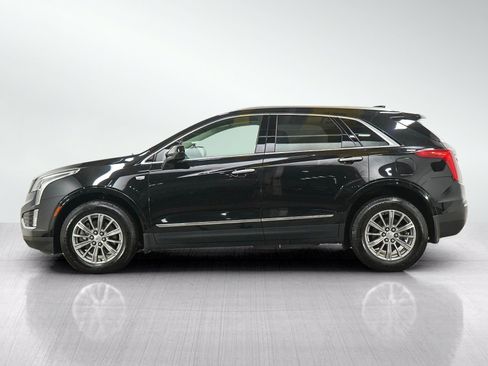 Used 2017 Cadillac XT5 Luxury w/ Driver Awareness Package FWD image 2