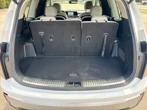 Used 2023 Kia Telluride SX FWD image 28