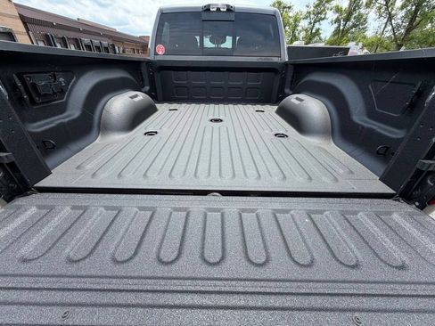 New 2026 RAM 2500 Big Horn AWD/4WD image 8