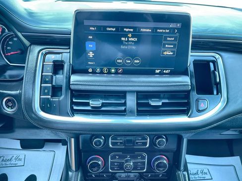 Used 2021 Chevrolet Tahoe Z71 w/ Z71 Signature Package AWD/4WD image 13