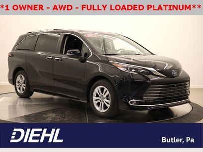 Used 2023 Toyota Sienna Platinum