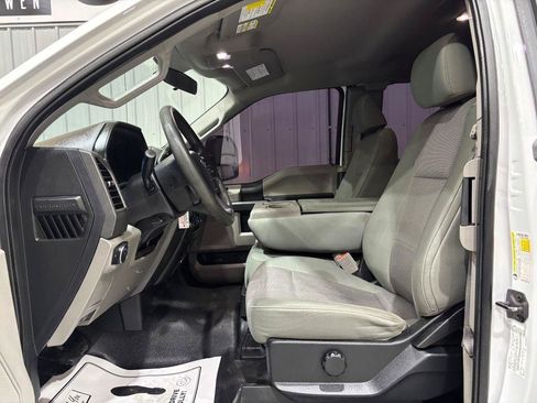 Used 2018 Ford F250 XL w/ Power Equipment Group AWD/4WD image 11