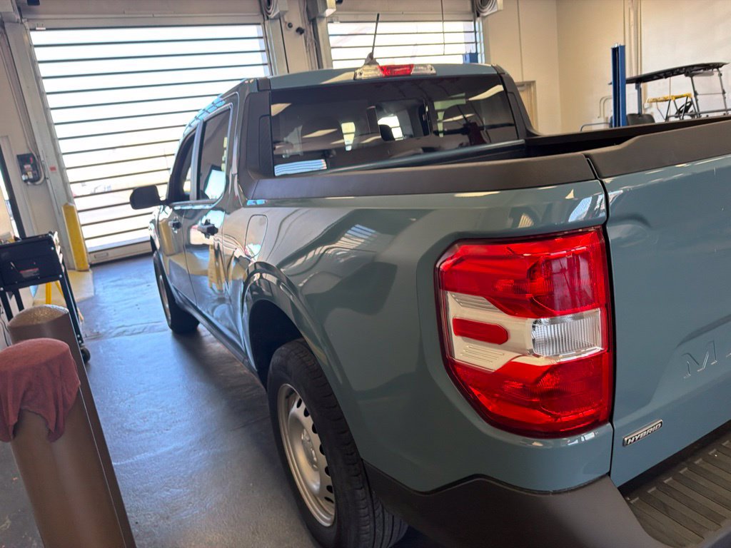 Used 2023 Ford Maverick XL FWD image 9