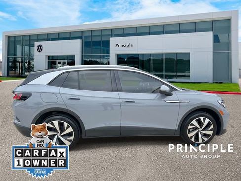 Certified 2022 Volkswagen ID.4 Pro S AWD/4WD image 5
