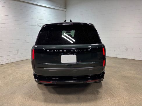 Used 2025 Land Rover Range Rover Long Wheelbase SE AWD/4WD image 8