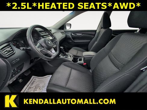 Used 2017 Nissan Rogue SV image 9