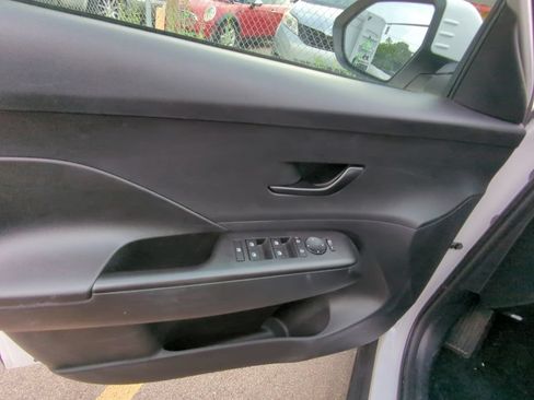 Used 2025 Hyundai Kona SEL AWD/4WD image 8