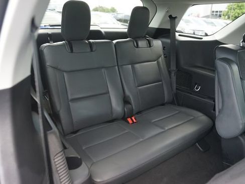 Used 2026 Ford Explorer Active RWD image 15