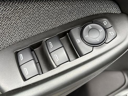 Certified 2025 Chevrolet TrailBlazer LT w/ LT Cold Weather Package image 17