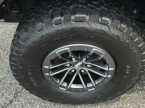 Used 2020 Ford F150 Raptor w/ Equipment Group 802A Luxury image 36