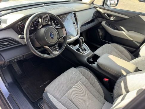 Used 2022 Subaru Outback Premium image 17