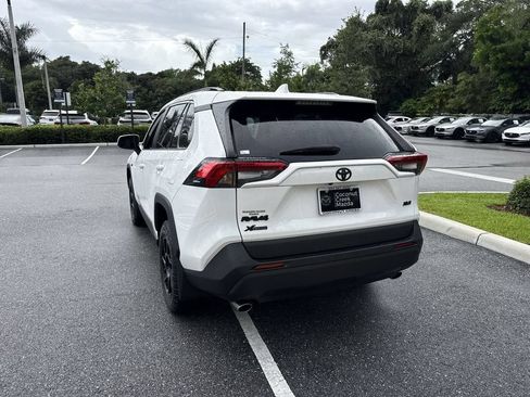 Used 2024 Toyota RAV4 XLE FWD image 13