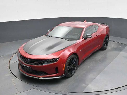 Used 2020 Chevrolet Camaro LT w/ 1LE Track Performance Package RWD image 17