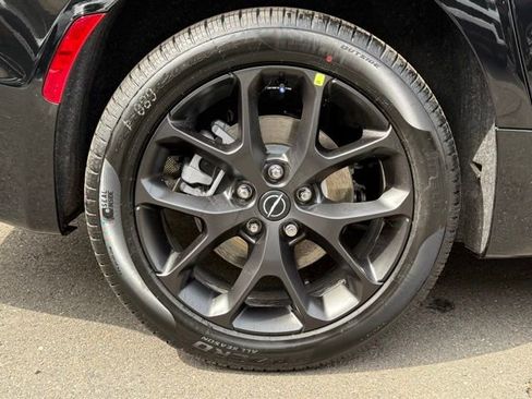 New 2026 Chrysler Pacifica Limited image 19