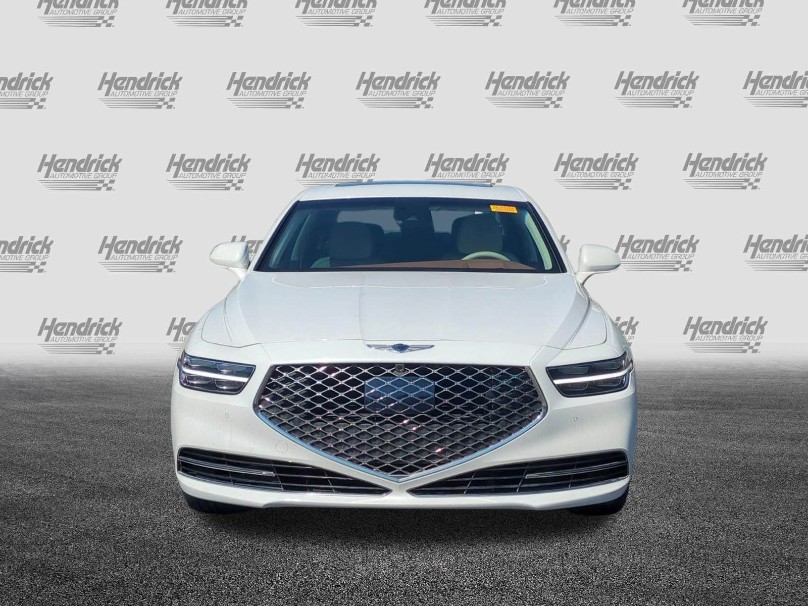 Used 2022 Genesis G90 5.0 Ultimate RWD image 3
