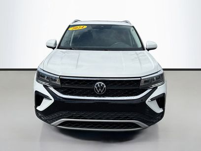 Used 2024 Volkswagen Taos SE