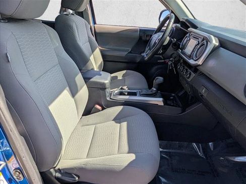 Used 2017 Toyota Tacoma SR5 w/ Tow Package image 20