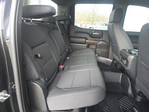 Used 2021 Chevrolet Silverado 1500 LT Trail Boss w/ Bed Protection Package image 15