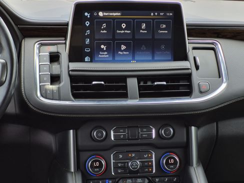 Used 2022 Chevrolet Suburban Premier w/ Max Trailering Package AWD/4WD image 20