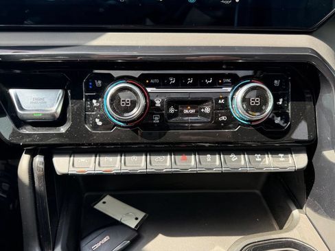 Used 2022 GMC Sierra 1500 AT4X AWD/4WD image 15
