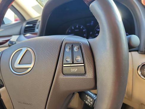 Used 2014 Lexus LS 460 image 29
