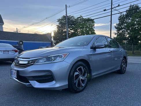 Used 2017 Honda Accord LX image 1