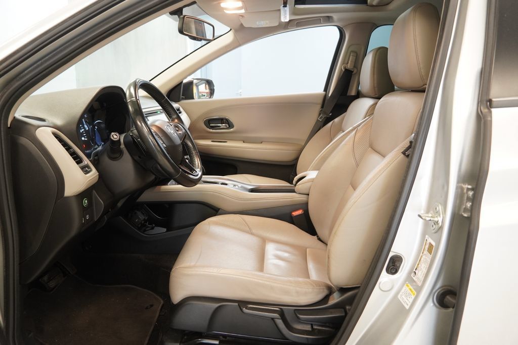 Used 2016 Honda HR-V EX-L image 6