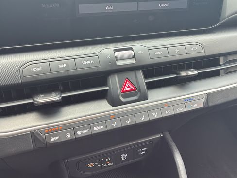 Used 2025 Kia K4 FWD image 29