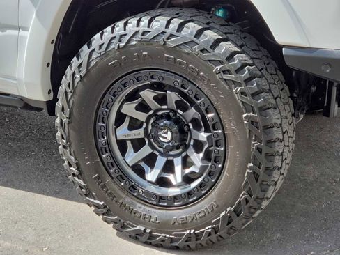 Used 2019 RAM 1500 Limited AWD/4WD image 12