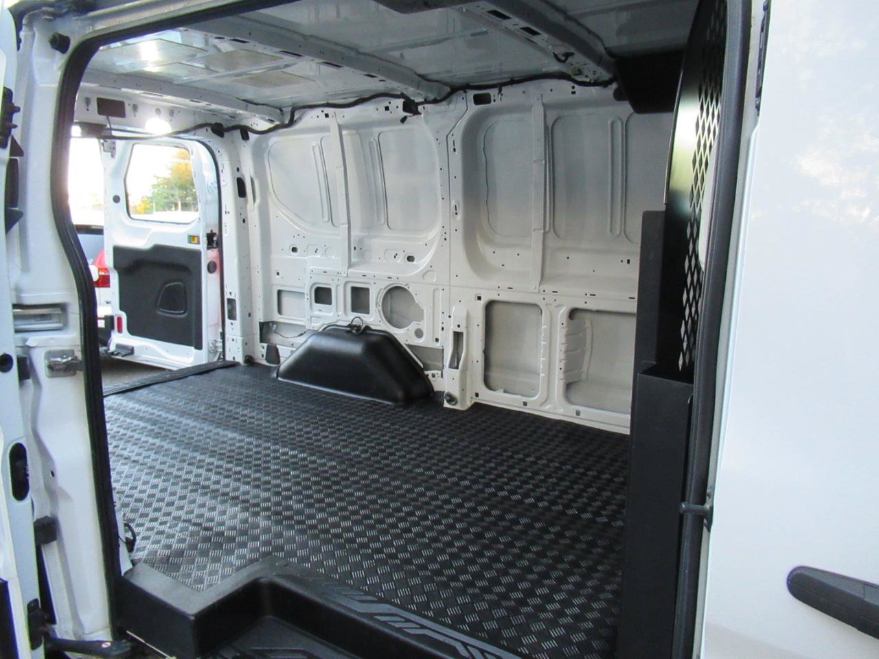 Used 2019 Ford Transit 250 130 Low Roof w/ Exterior Upgrade Package RWD image 15